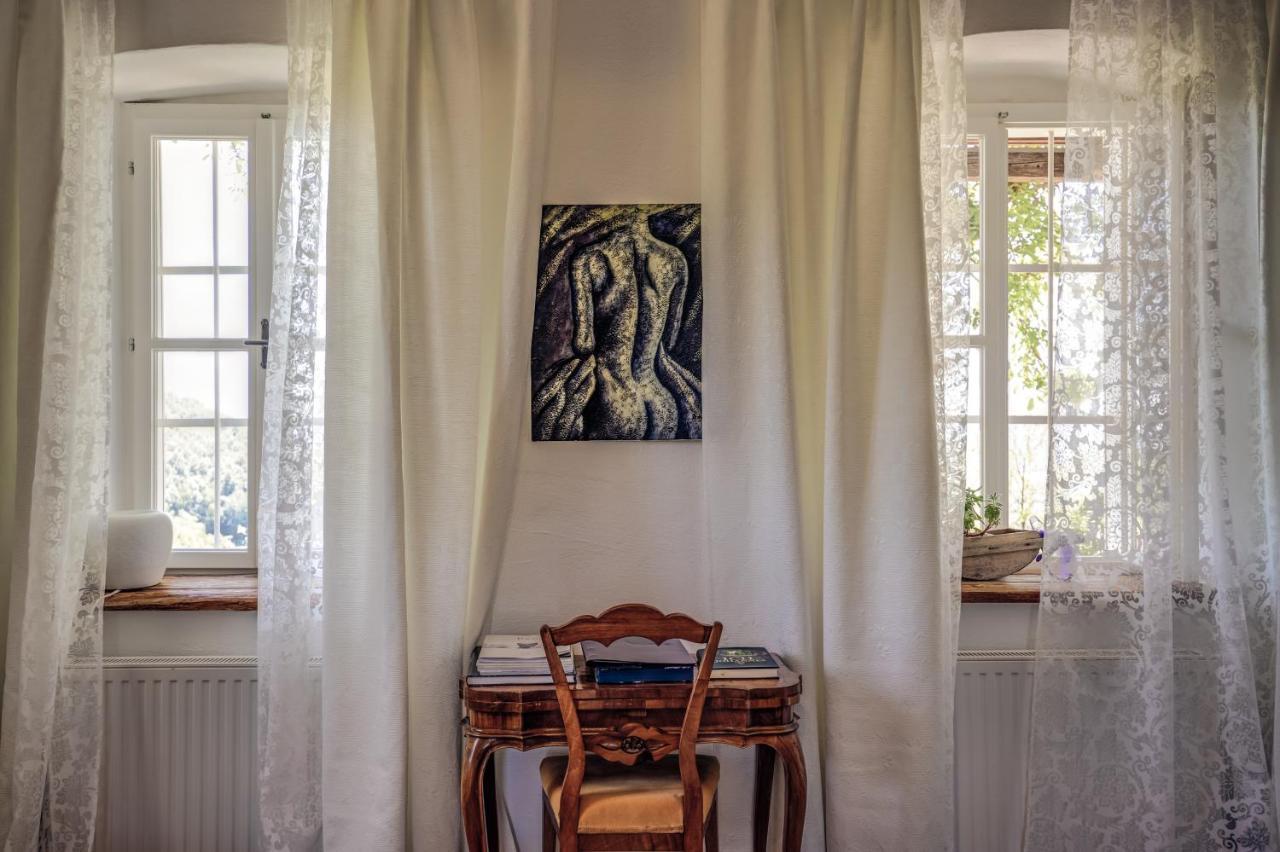 Winzarei, Weingut Tement Villa Berghausen Luaran gambar